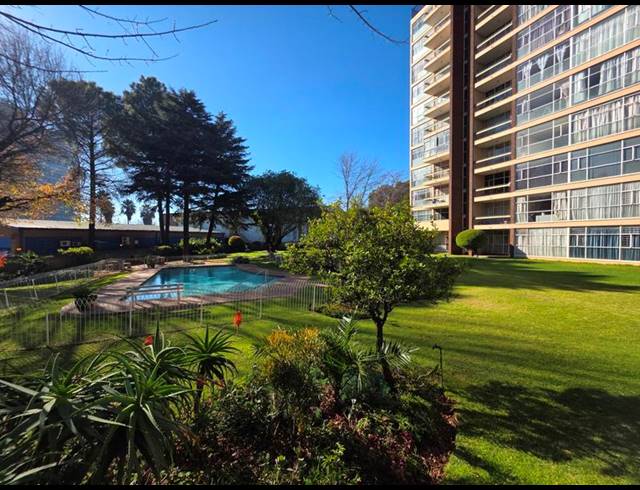 2 BEDROOM APARTMENT FOR SALE IN DENLEE
